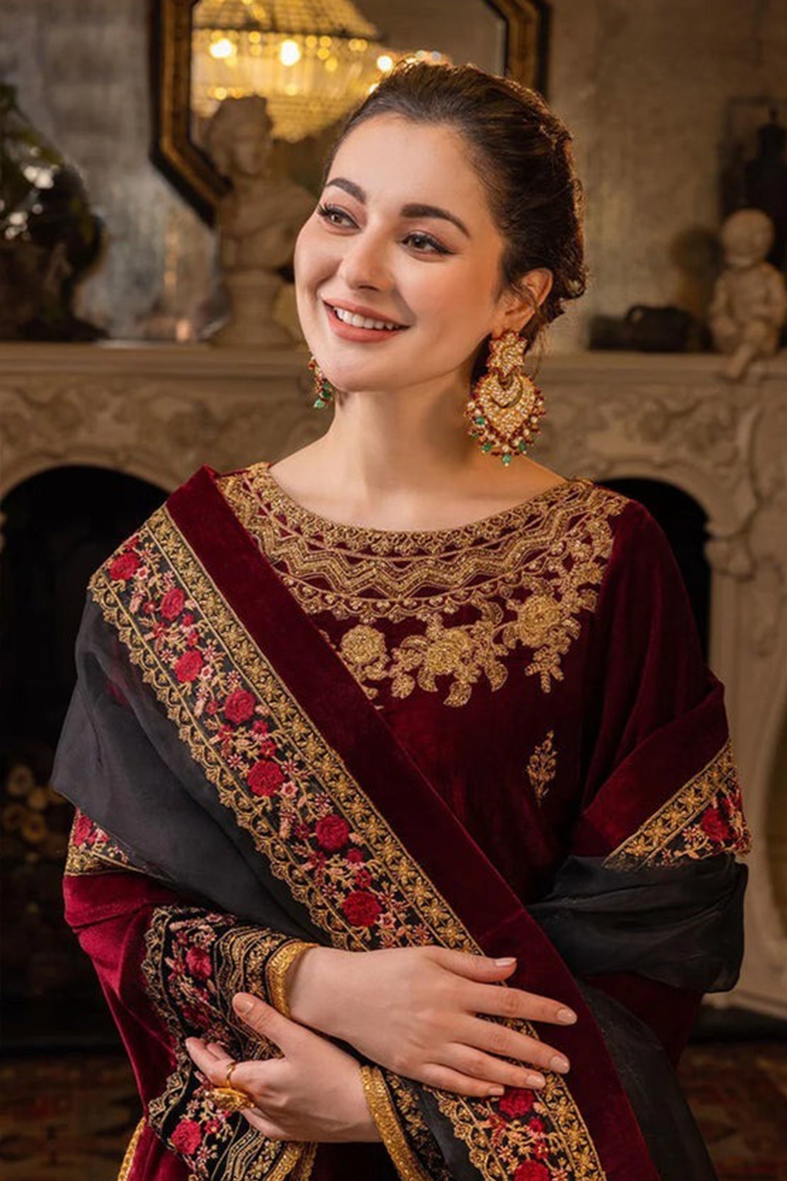 3 PIECE UNSTITCHED EMBROIDERED VELVET DRESS BW556 - Brands Wear