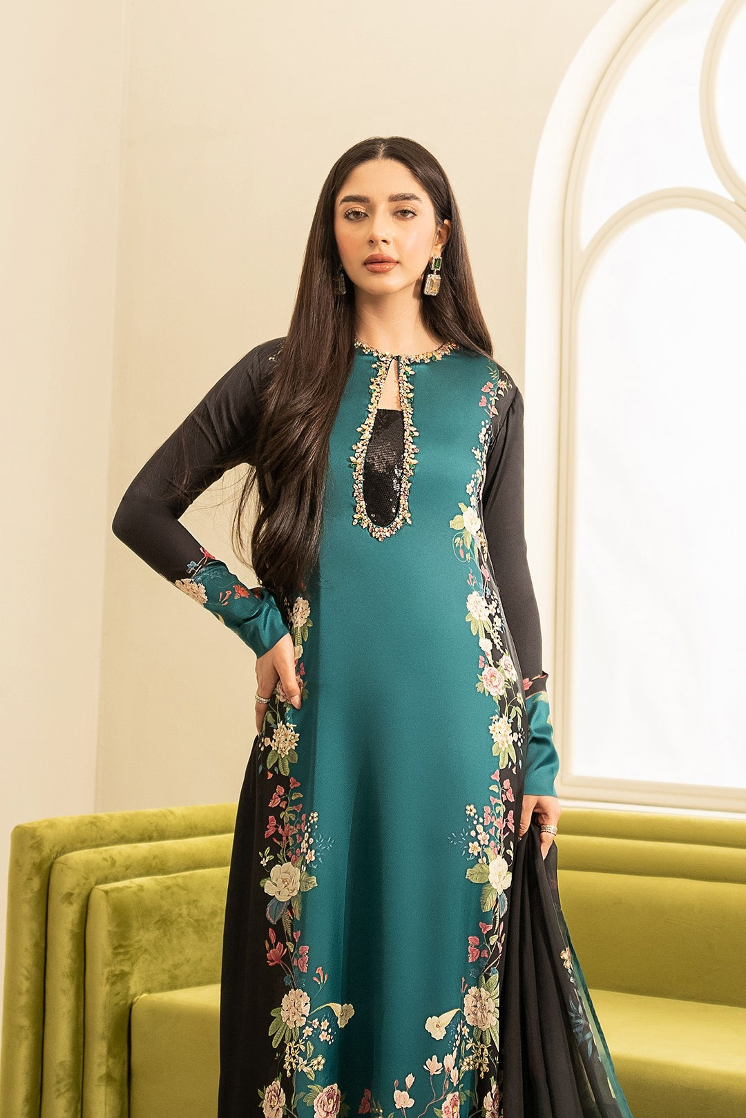 LULUSAR - 3 PIECE WINTER UNSTITCHED SHAMOZ SILK FABRIC in FLORAL PRINT BW828 - Brands Wear